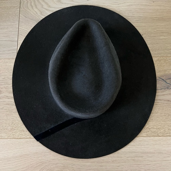 NWOT Janessa Leon Lennon Hat - Picture 3 of 11